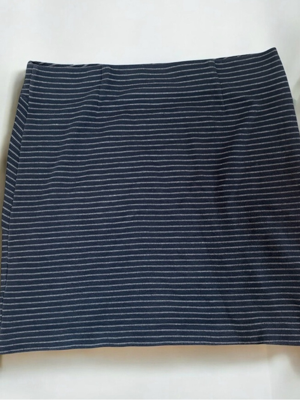 J.Jill Navy & White Striped Pull On Skirt Size Medium - Picture 3 of 3